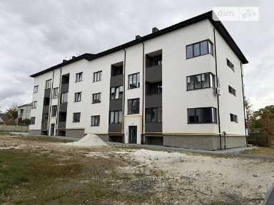 Продаж 3к квартири 82 кв. м на вул. Відродження 10 • ID 35045235