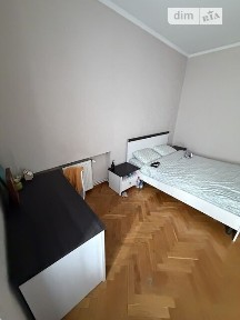 Продаж 2к квартири 76 кв. м на вул. Самчука Уласа • ID 35045217