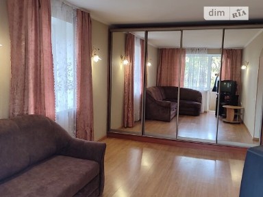 Продаж 1к квартири 32 кв. м на вул. Варненська • ID 35044859