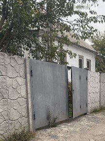 Продаж 2 поверхового будинку з ділянкою на 8 соток, 100 кв. м, 4 кімнати, на вул. Братська • ID 35046408