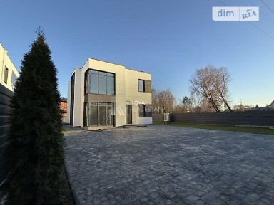 Продаж 2 поверхового будинку з верандою і ділянкою на 8.5 сотки, 180 кв. м, 4 кімнати, на вул. Нова • ID 35045052
