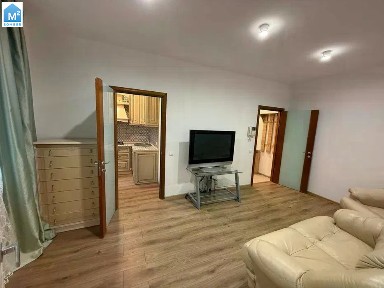 Продаж БЕЗ КОМІССІЇ затишної 2 кім квартири Печерськ, 42 м. кв, капітальний ремонт, меблі, вул Різницька 6.