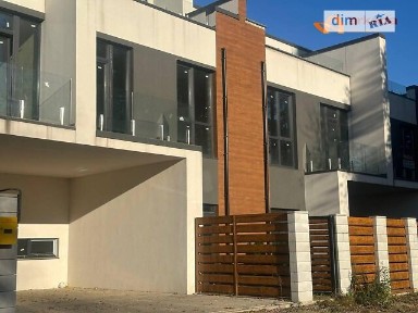Продаж 3 поверхового таунхауса з ділянкою на 1.4 сотки, 160 кв. м, 4 кімнати, на вул. Приозерна • ID 35047097