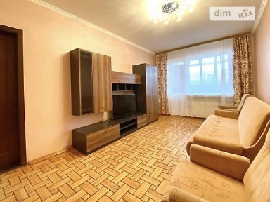 Довготривала оренда 3к квартири на вул. Ахматової Анни 25 • ID 35048129