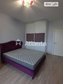Продаж 3к квартири 92.25 кв. м на вул. Угорська • ID 35047956