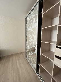 Продам ЖК Счастливый с ремонтом