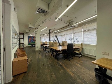 бул. Лесі Українки. Стильний та дизайнерський офіс 220м Open Space+каб. Печерськ. Ціна з НДС БЕЗ%