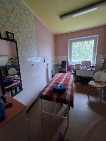 Окремі Массажний кабінет та манікюрний кабінет, помісячно або на більш короткий проміжок часу