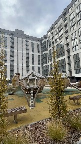 3 к під постанови в зданому жк біля озера