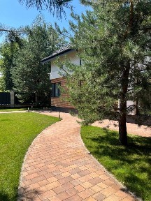 Ексклюзивна продаж будинку зі збереженим природним ландшафтом