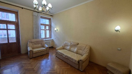 Аренда, 2х комн. квартиры в центре Киева ! Ст. М. «Золотые ворота». Ул. Прорезная 21. Первая сдача!