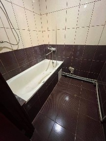 Здам 4 кімнатну квартиру смт Рокитне