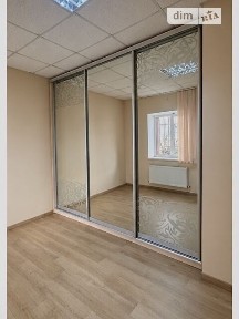 Здається спеціальне приміщення на вул. Грушевського Михайла 12, площа 13 кв. м • ID 35048238