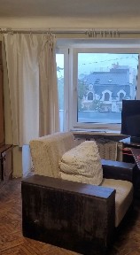 Продам 2-х ком. квартиру в центре