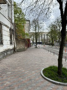 Продам квартиру вул Болбочана 4