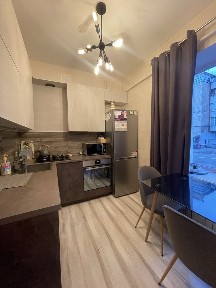 Сдам 2 комнатную квартиру недалеко Одесская, рядом ТЦ Metro