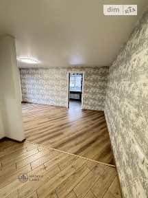 Продаж 2к квартири 42 кв. м на вул. Степана Бандери • ID 35039873