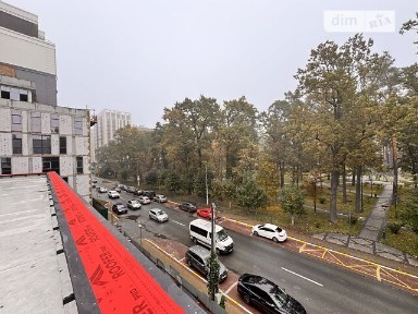 Продаж комерційного приміщення на вул. Соборна 141, площа 216 кв. м • ID 35048999