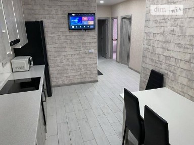Продаж 3к квартири 67 кв. м на вул. Миколаївська • ID 35049310