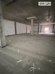 Продаж офісного приміщення 688 кв. м. на 1 поверсі на вул. Соборна 141, триповерхова будівля • ID 35049122