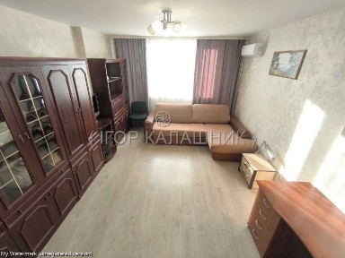 Київ, Крушельницької Соломії вул., 13
