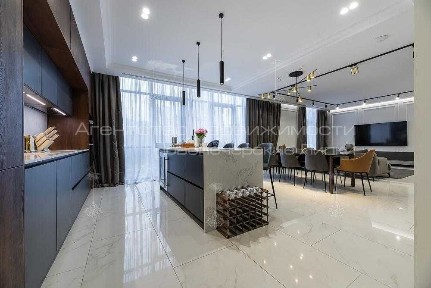 Продаж просторої 5-к квартири 251 м² ЖК Новопечерські Липки Верхогляда 11Б