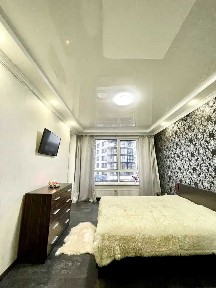 Продаж 1-кімнатної квартири в ЖК «Зарічний» - 3 поверх, 3 хвилини до метро