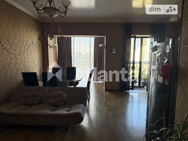 Продаж 3к квартири 117 кв. м на вул. Вишнева 1 • ID 35049911