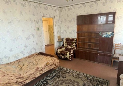 1 кімнатна. Поруч Парк Горького. Сотовий проект. Загальна 44м2. 2 лоджіі