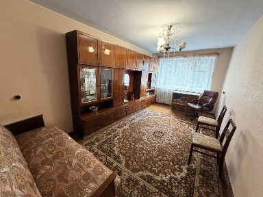 Продаж 2-х кім квартири 4/5 Центр 3-а слобідська