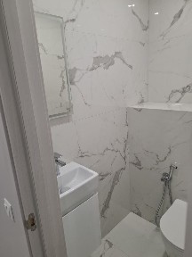 Продам 2- х кімнатну квартиру, вул. Бориса Антоненка Давидовича 1