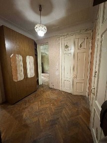 3 окремі кімнати Скоропадського Паньківська Микільсько Ботанічна Тарасівська Ботанічний сад Університет Площа Українських Героїв Сталінка