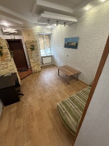 Свій дворик ! Поселення відразу 2 кім по 1905 року меблі та техніка