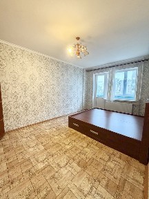 Центр, вул. Мстиславська, продаж, світло не вимикають