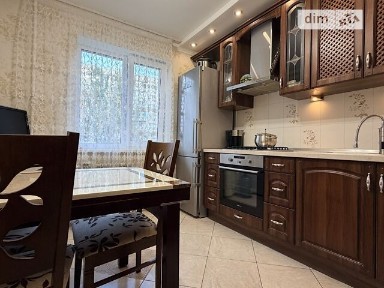 Продаж 3к квартири 65 кв. м на вул. Дмитра Вишневецького • ID 35050029