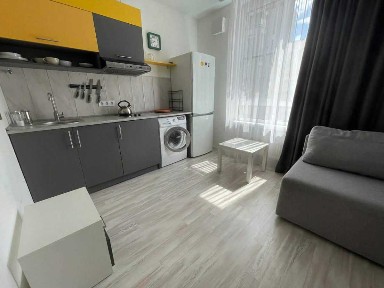 Продаж 2-кімнатної квартири 33 м², Салютна вул., 2