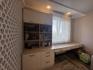 Продаж 2 кімнатної квартири 57,8 кв. м. на просп. Любові Малої 34А