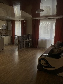 Здам 2км квартиру в центрі подобово Спальних 2+2