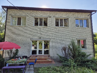 Будинок біля води перша лінія. Можливий продаж по сертифікату
