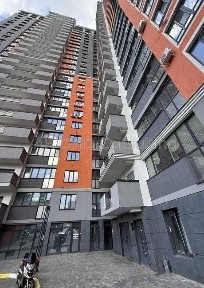 Продаж 2-кімнатної квартири в ЖК «Багговутівський» Зручний 2 поверх Генератор Ліфти та тепло без світла