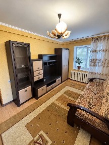 * Затишна 2-кімнатна квартира пр-т Лобановського, 31