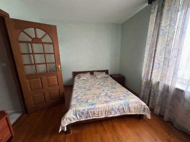 Оренда 3-кімнатної квартири 80 м², Герцена вул., 18/20