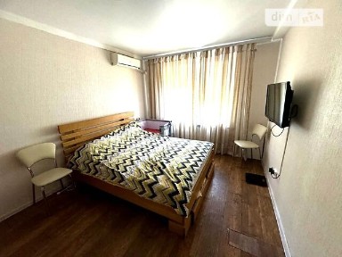 Довготривала оренда 1к квартири на просп. Павла Тичини 3 • ID 35051022