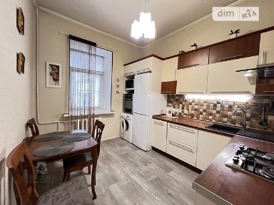 Довготривала оренда 2к квартири на вул. Антоновича 32 • ID 35050770