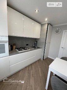 Продаж 3к квартири 68 кв. м на вул. Романа Шухевича • ID 35050978