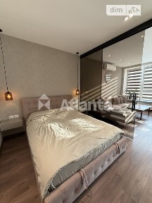 Продаж 1к квартири 56 кв. м на вул. Літературна 12А • ID 35050823
