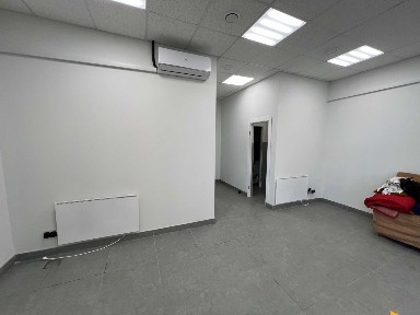 Оренда торгового приміщення в АТБ, с. Черняхів, Житомирська обл., 52 м2