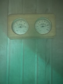 Баня на дровах и джакузи с подогревом, беседка, дом
