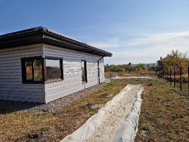 Продаж сучасного будинку в с. Черкаська Лозова, Харківська область 9*11 метрів
