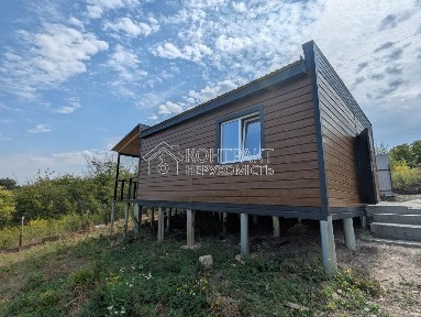 Продаж каркасного будинку у Новобаварському районі
